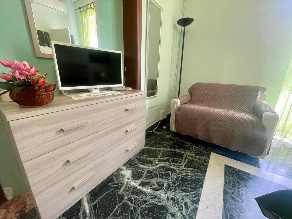 Maya'S Apartment Close To Ballaro Market And Central Station Palermo Eksteriør bilde